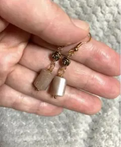 h*3様 天然石　オレンジムーンストーンピアス　k16gp