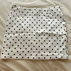 リップサービスLIP SERVICEベージュタイトミニスカート黒ドット