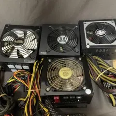 ①PC電源ユニット　750/700/650/620W　4点セット【通電確認済】のサムネイル