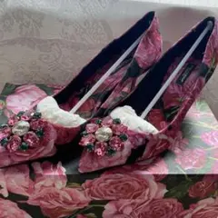 Item thumbnail for item 8ee9f55b-1078-48f9-966a-1ed372765c54