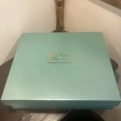 Item thumbnail for item 152522e6-d938-4480-9ed8-fd24a4f59f70