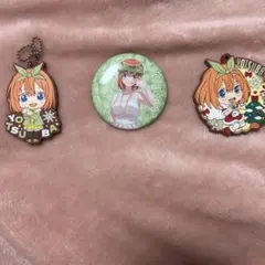 五等分の花嫁　中野四葉　ラバーストラップとバッジセット