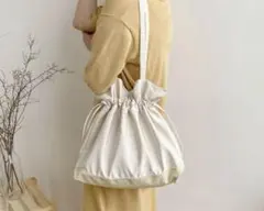 ナイロン バッグ トートバッグ 肩掛け 巾着 アイボリー