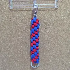 【推し色】パラコード キーホルダー（赤×青）ハンドメイド