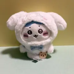 ちいかわサンリオコラボ　シナモン×ハチワレ　マスコットホルダー