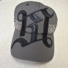NUBIAN BOSSUP EXCLUSIVE ラインストーンキャップ グレーのサムネイル