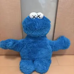 kaws セサミストリート　ぬいぐるみ KAWS - Sesame Street Uniqlo Plush Set of 5, 2018 – TOY TOKYO