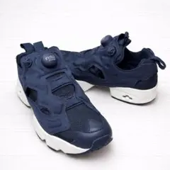 美品☆23㎝ リーボック インスタポンプフューリー OG ネイビー V65752