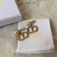 Dior パールピアス　[新品未使用] [正規品]