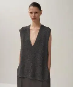 ATON SILK WASHI LILIYARN | V-NECK VEST