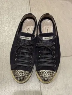 9 miumiu スエード　スタッズスニーカー　miumiuスニーカー