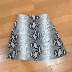 カルヴェン パイソン柄スカート 34