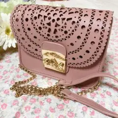 Item thumbnail for item a9faadaf-700c-442a-8e9b-35ece97f82cf