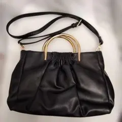 VIVAYOU 黒 合成皮革 ショルダーバッグ