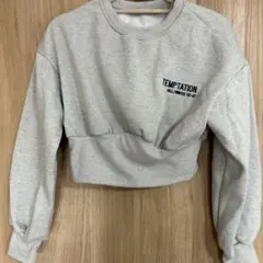 セール‼️TEMPTATION クロップドスウェット グレー