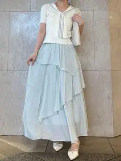 LILY BROWN（リリー ブラウン）メローフリル光沢シアースカート