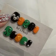 【現品16558】 個性的　ニュアンスネイル　ぷっくり　個性派ネイル　人気