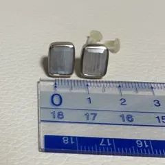 シルバースクエアピアス　天然石　ムーンストーン