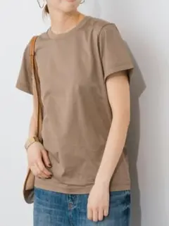 「スピック＆スパン」ファインコットン Tシャツ ブラウン　Fのサムネイル