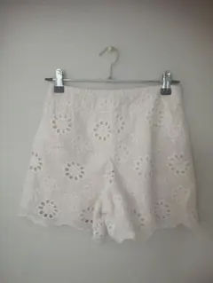 pom ponette 花柄刺繍 ショートパンツ S レース♡140cm