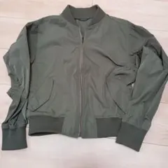 アウター　GU　ブルゾン