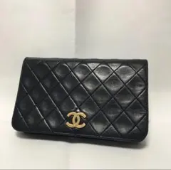 CHANEL マトラッセココマークチェーンウォレット
