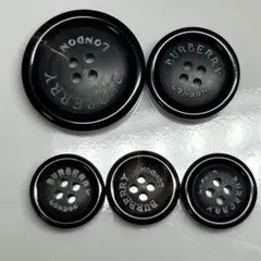 バーバリーロンドン　樹脂or水牛性の角　4つ穴釦　黒色　3サイズ5個