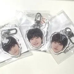 Treasure 顔アクキー　ジフン　喜怒哀楽