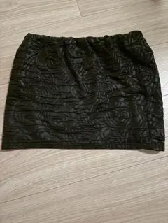 黒　タイトスカートのサムネイル