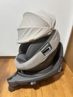 コンビ THE S ISOFIX エッグショック ZC-690 ベージュ