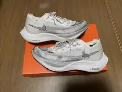 NIKE ナイキ　ズームX ヴェイパーフライ ネクスト％ 2 26センチ