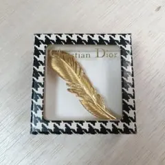 Christian Dior ブローチ　ヴィンテージフェザー（羽）モチーフ