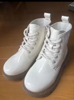 キッズレースアップブーツ　20cmのサムネイル