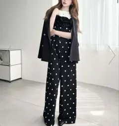 moment+ドットフリルオールインワン 水玉 新品タグ付き‼️Mサイズのサムネイル