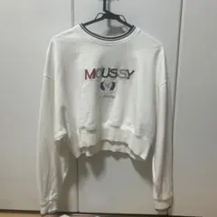 MOUSSY 刺繍ロゴ クロップドスウェット