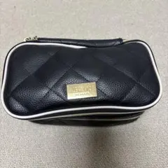 ALEXANDRE DE PARIS キルティングポーチ