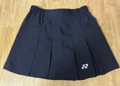 ヨネックス61黒いプリーツスカート サイドポケット付き