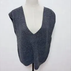 ユニクロ 3DスフレヤーンVネックベスト ダークグレー 美品 L【C244】