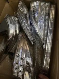 ヴァレンティ ジュエルLEDテールランプ セレナC26 クリア/クローム