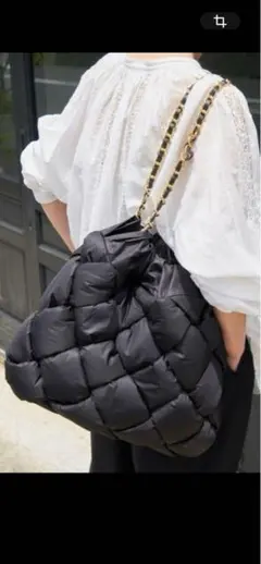 VIOLAd’OROナイロンボンティングメッシュチェーンバッグ