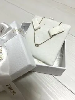 Dior CDロゴ ネックレス ゴールド