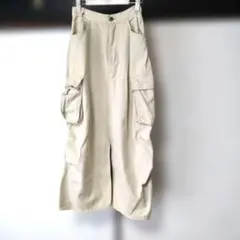 ベージュ カーゴスカート サイドポケット付き　М