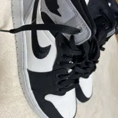 ナイキ ウィメンズ エアジョーダン1 ミッド SE 