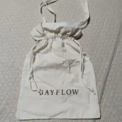 BAYFLOW 巾着型 トートバッグ ホワイトのサムネイル