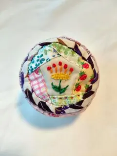 一点物 ＊ ハンドメイド ミニ ポーチ パッチワーク 刺繍