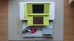 ニンテンドーDSi ライムグリーン ソフト4本