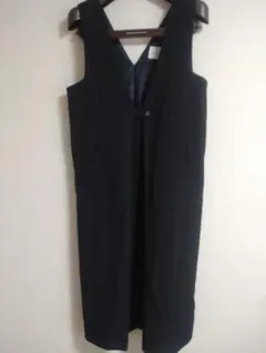 bulle de savon 黒 ジャンパースカート Vネック サロペット