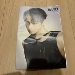 WWD 11月17日号　BTS V 表紙