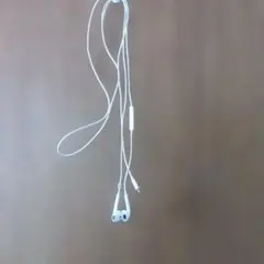 iPhone　有線イヤホン　純正