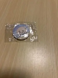 ちいかわ ラッコくら寿司 缶バッジ
